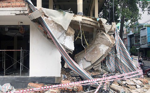 Sập nhà ở Sài Gòn, 2 người nguy kịch