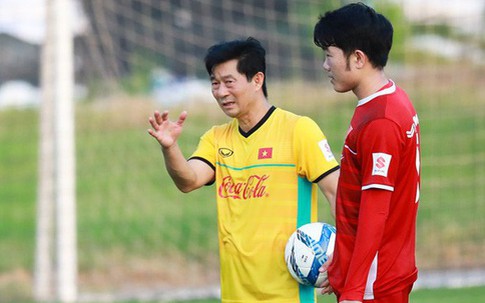 Chia tay tuyển Việt Nam, trợ lý HLV Park Hang-seo làm gì?