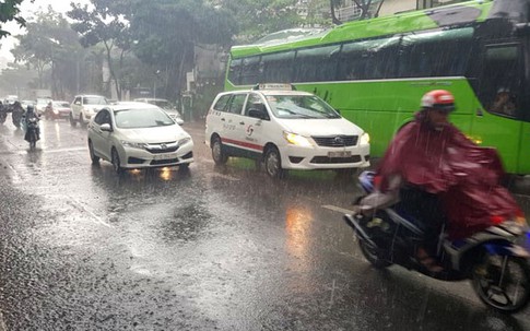 Sài Gòn có thể mưa to đêm Noel, làm gián đoạn vui chơi ngoài trời