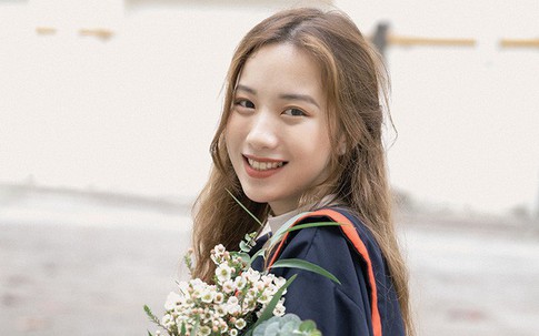 Á khôi Học viện Ngoại giao khoe ảnh kỷ yếu xinh đẹp, ấn tượng