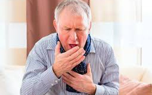 Người già có thể điếc, động kinh, lú lẫn vì coi thường cúm mùa