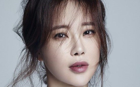 “Nữ hoàng nhạc phim” Baek Ji Young bật khóc, lần đầu lên tiếng về lùm xùm chồng sử dụng ma túy