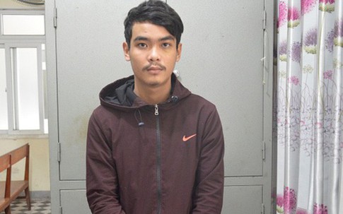 Mời rượu bị từ chối, gã trai làng đâm trọng thương 6 người