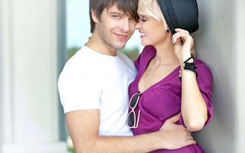 Liếc mắt hoài mà vợ vẫn chưa “bật đèn xanh”