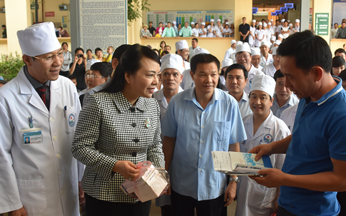 Bộ trưởng Bộ Y tế Nguyễn Thị Kim Tiến: Quyết liệt hơn nữa để tăng sự hài lòng của người bệnh
