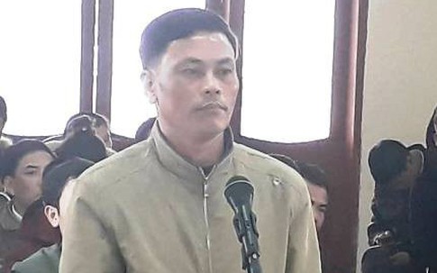 Trưởng công an xã dùng súng bắn đạn cao su vào chủ tịch xã lãnh 12 tháng tù