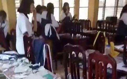 Hà Nội: Mảng vữa trần bất ngờ rơi trong lớp khiến 3 học sinh nhập viện
