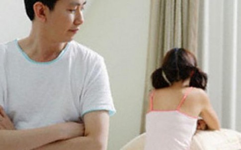 Khổ vì "dưới" hừng hực, "trên" buồn bực