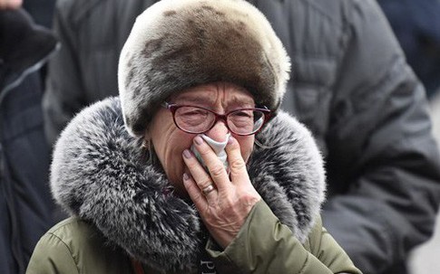 41 đứa trẻ đã chết oan trong đám cháy ở trung tâm thương mại, gia đình các em nói gì?