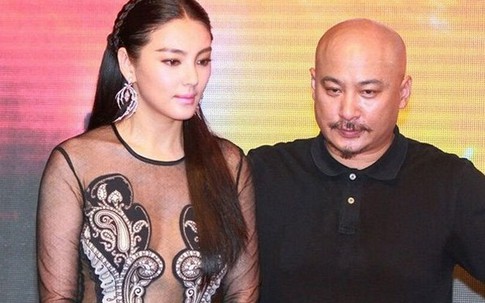 Những con 'thiêu thân' lao vào vòng xoáy tình - tiền của showbiz: Người kiếm cả tỷ mỗi đêm, kẻ ra tù vào tội