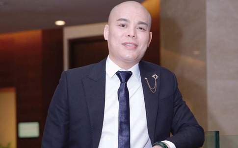 Ca sĩ Minh Khánh và bộ trang sức ngọc quý hiếm