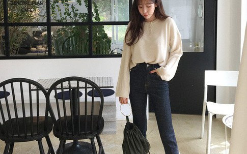 Không phải kiểu bó chít ống côn, xu hướng quần jeans 2018 thoải mái hơn với kiểu ống suông, ống vẩy