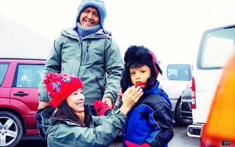 Giữa tin đồn ly hôn với bà xã Thanh Thúy, Đức Thịnh chia sẻ ảnh gia đình hạnh phúc