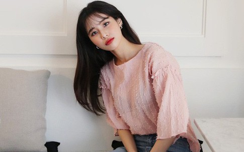Nếu muốn vừa nữ tính lại trẻ trung như Song Hye Kyo, Phạm Băng Băng… thì đây là 5 items màu hồng mà bạn cần
