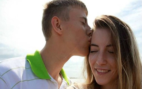 Chàng trai thân tàn ma dại vì bị bạn gái đánh đập