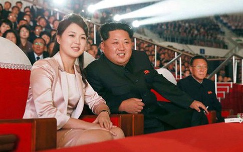 Người phụ nữ đẹp giúp Kim Jong-un tự tin gặp gỡ lãnh đạo nước ngoài