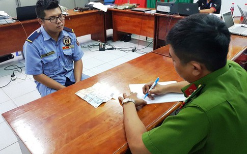 Bảo vệ chung cư đột nhập căn hộ, "chôm" kim cương, đồng hồ... tiền tỷ