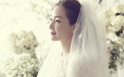 Tiết lộ về ông xã của 'nữ hoàng khóc' Choi Ji Woo