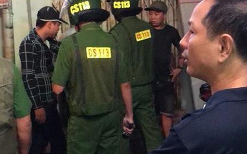 Nhóm thanh niên đánh bác sĩ bệnh viện tâm thần gục tại chỗ