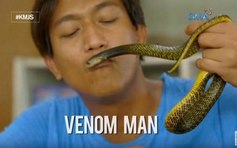 Chàng trai cho rắn hổ mang cắn mỗi tuần để tăng đề kháng