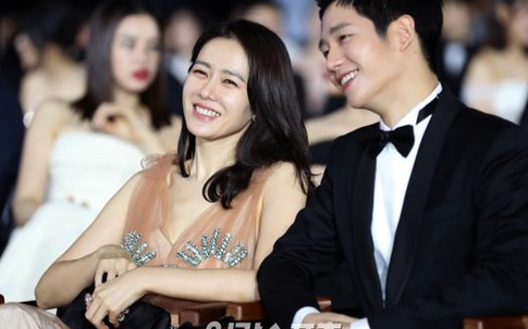 Cặp đôi 'Chị đẹp' Jung Hae In và Son Ye Jin bất ngờ đồng loạt lên tiếng về tin đồn hẹn hò