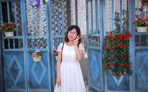 Gặp lại cô gái chỉ còn một chân chiến thắng nỗi đau bằng những nụ cười