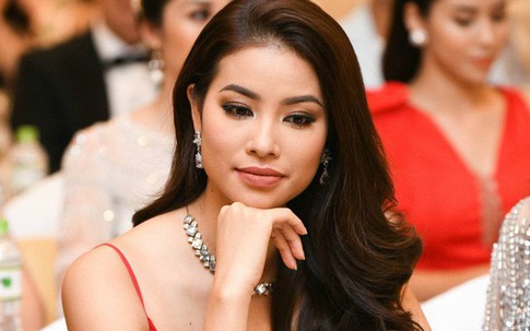 Hoa hậu Phạm Hương tuyên bố đóng facebook vĩnh viễn