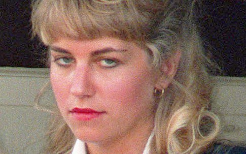 Bà mẹ thân thiện: Chỉ một lá thư bí mật gửi đến tiết lộ chân tướng khiến cha mẹ khác "đứng ngồi không yên"