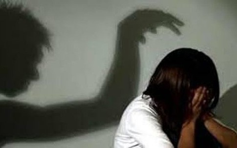 Nghi án kẻ dâm ô lẻn vào giường, đóng giả là chồng nạn nhân