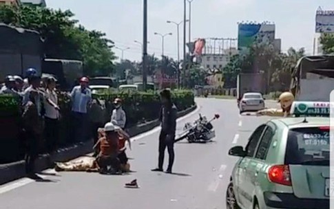 Hưng Yên: Va chạm với xe tải, một cán bộ CSGT nguy kịch