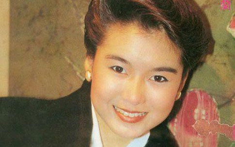 Chuyện đời Á hậu Hồng Kông: Bí mật tài phiệt bất động sản, suýt chết vì ham phẫu thuật thẩm mỹ
