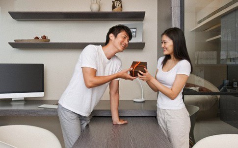 Bị người ta bạt tai, tôi gần như hóa đá khi biết sự thật về người yêu mình