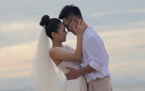 Hoàng Quyên kết hôn với bạn trai kiến trúc sư