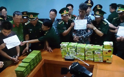 Hà Tĩnh: Bắt 3 đối tượng khi đang vận chuyển 52 bánh heroin, 25 kg ma túy đá