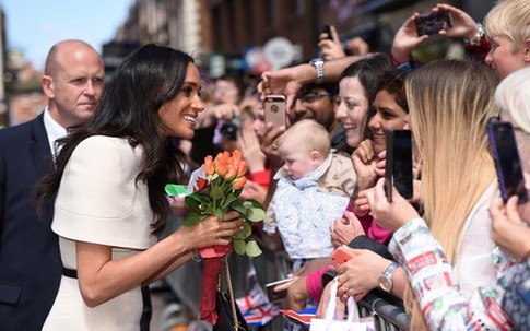 Cuộc sống của Meghan Markle thay đổi ra sao sau 2 tháng làm dâu hoàng gia?