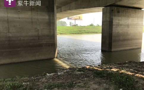 Phát hiện thi thể bé gái dưới sông, cảnh sát vớt lên và tìm thấy bằng chứng trong balo tố cáo âm mưu tàn độc