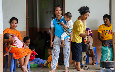 Nạn nhân sống sót trong vụ vỡ đập Lào hoang mang về những người mất tích