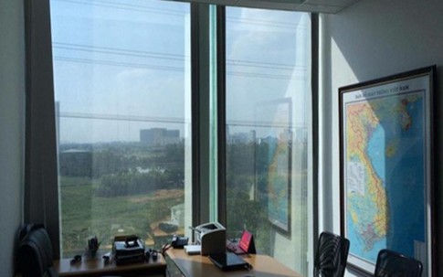 Mua tấm dán kính cách nhiệt rởm, tôi phải bóc sau ít ngày dùng