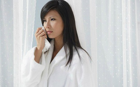 Tôi muốn được ở bên người khác dù đang sống với chồng