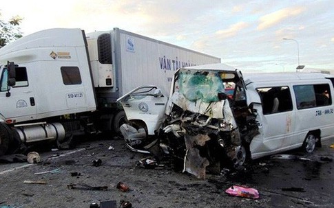 Thông tin mới nhất về chiếc xe khách gặp tai nạn thảm khốc khiến 13 người chết ở Quảng Nam