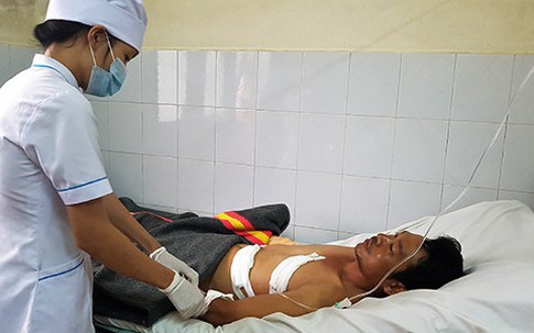 Chủ nhà bị kẻ trộm chém gục vì hô hoán