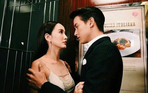 Bí mật từ chiếc điện thoại đặt dưới gối sau đêm tân hôn khiến chồng bàng hoàng đau xót