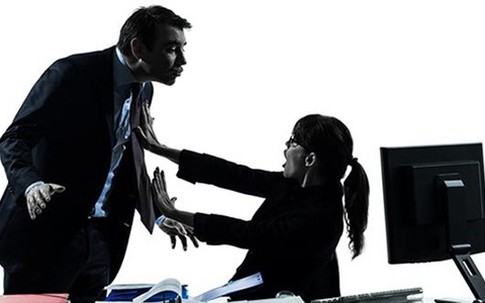 Nam công chức bị khai trừ Đảng vì quấy rối tình dục nữ đồng nghiệp