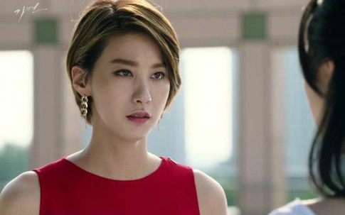 Người vợ kinh sợ thấy trai lạ trần trụi trên giường, hé lộ âm mưu nham hiểm của Osin