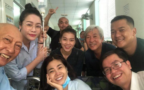 Hình ảnh đẹp nhất hôm nay: Mai Phương tươi tắn chụp ảnh cùng nghệ sĩ Lê Bình, lạc quan đối diện bệnh ung thư