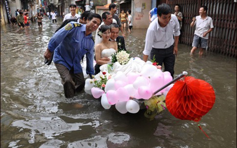 Cô dâu, chú rể có nên cưới ở tháng cô hồn?