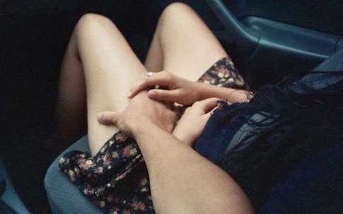 Hà Tĩnh: Mẹ phát hiện nam thanh niên chạy ra khỏi nhà, con gái 16 tuổi khóc nức nở có dấu hiệu bị hiếp dâm