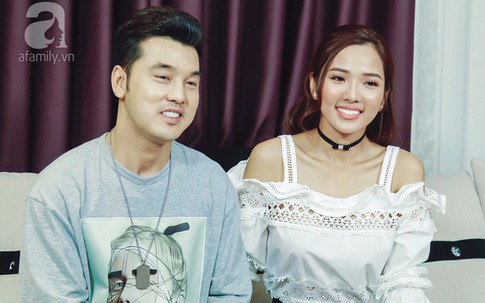 Thấy nhiều dấu son môi trên áo chồng, đây là cách vợ Ưng Hoàng Phúc ứng xử