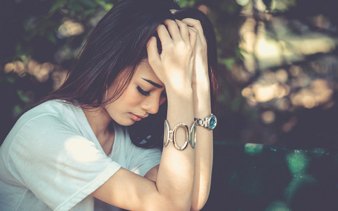 Đang hí hửng vì được mẹ chồng tương lai rủ đi mua vàng, nào ngờ hành động của bà khiến tôi chưng hửng và khó xử vô cùng