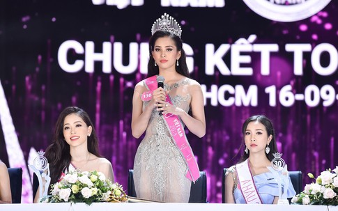 'Hoa hậu Tiểu Vy kỹ năng trả lời còn kém, nhưng sẽ trưởng thành'